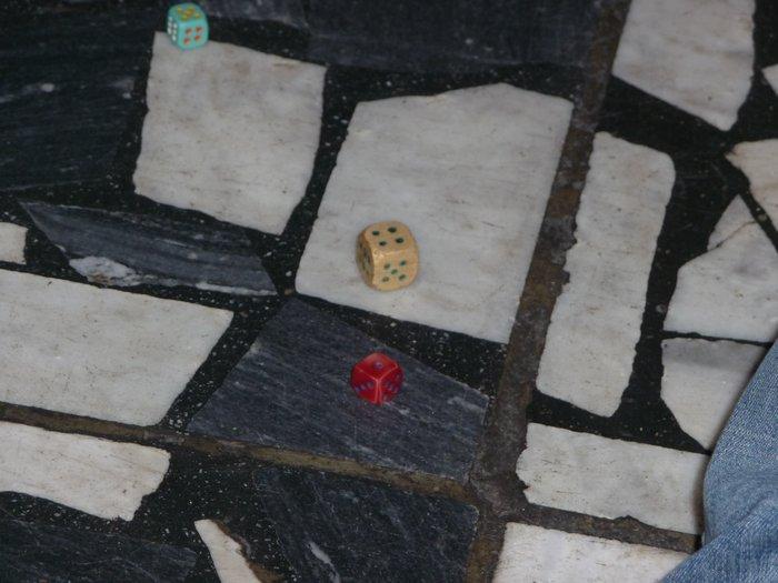 P1000642.jpg - Kostky sou vrženy