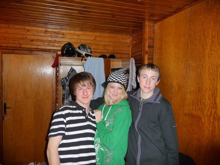 P1000683.jpg - Tom,Klárka,Staňa