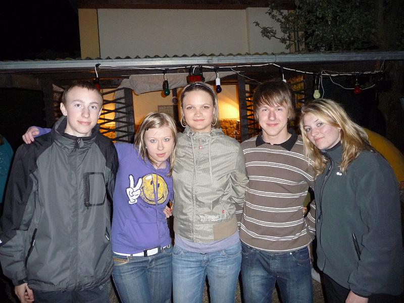 P1030122.JPG - Dominik,Andrejka,Alča,Tom a Danča